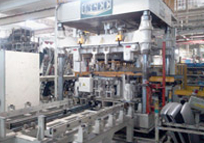 Straight Sided Hemming Hydraulic Presses for Indian Automobile manufacturers